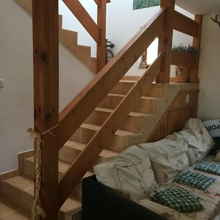 Mozsi Apartman 아파트 *