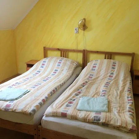 Mozsi Apartman 아파트 Marcali