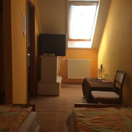Mozsi Apartman 아파트