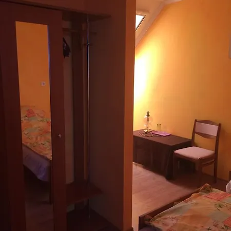Mozsi Apartman *